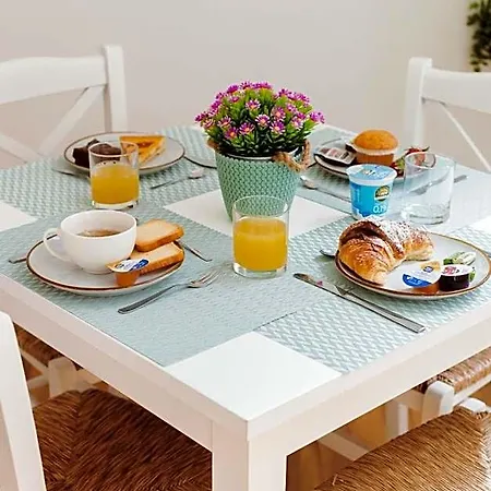 Bed & Breakfast Bella 4*